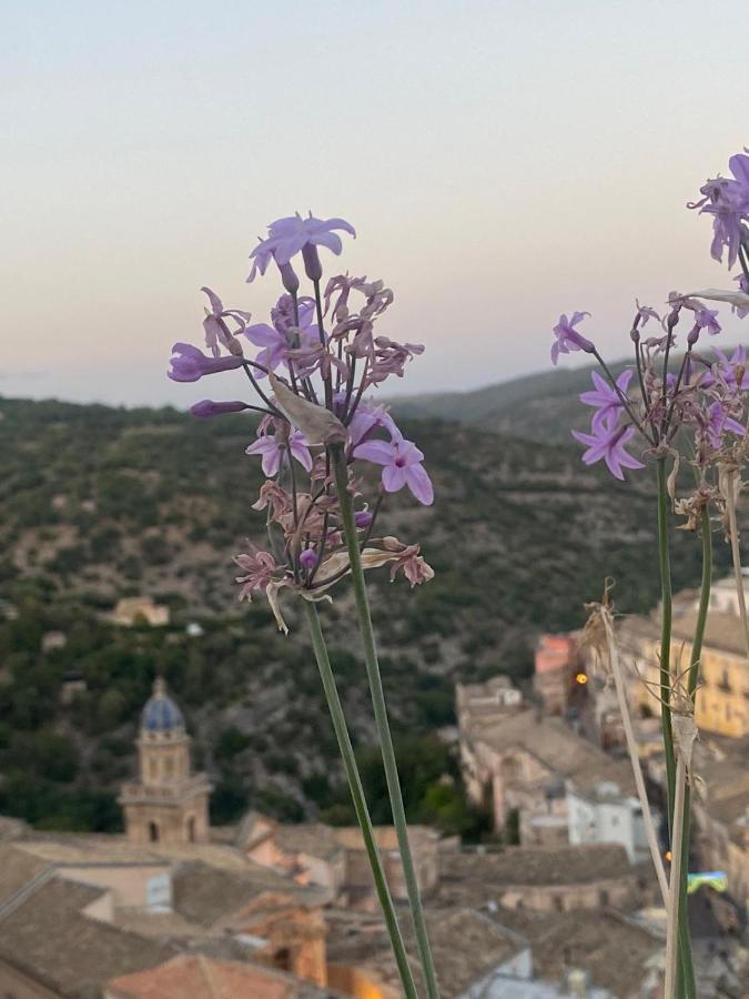 Apartmán Super Giu Ragusa Exteriér fotografie